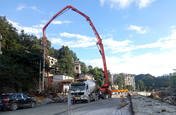 貴陽機場附近，底板澆筑，C30，117方